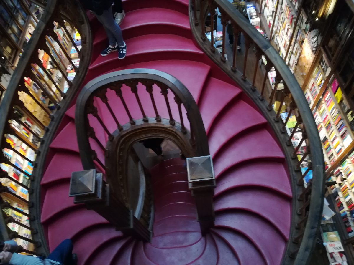 「街のデッサン（206）」リブラリア・レロの創造価値とは  「美の文化観光の時代」